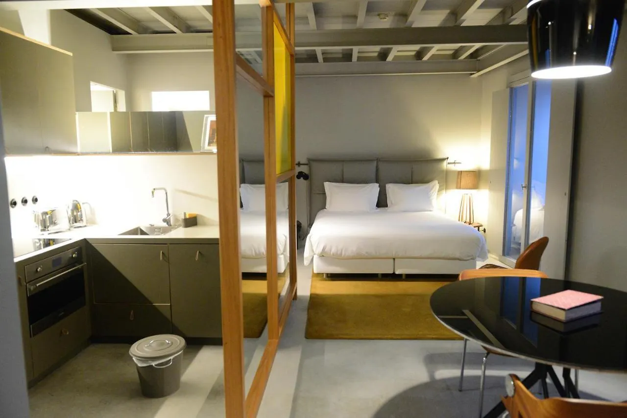 *****  Raw Culture Art & Lofts Bairro Alto Aparthotel Lisbon Portugal